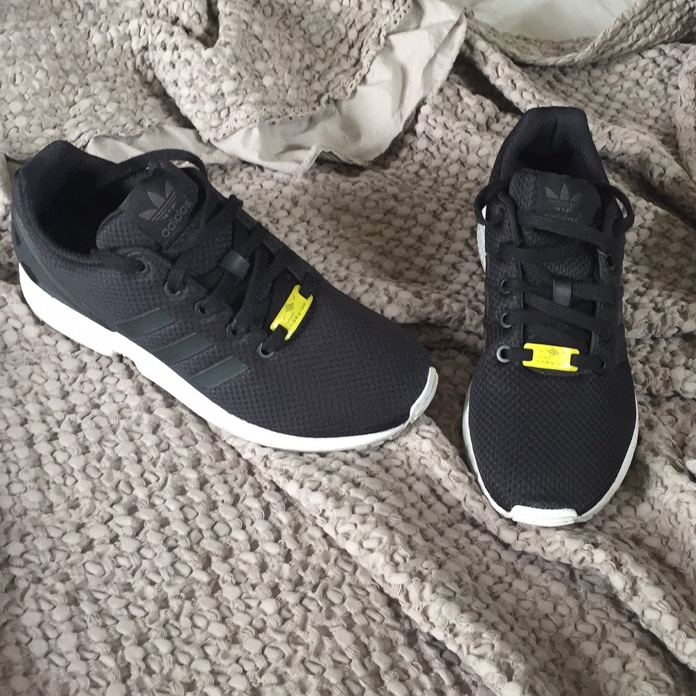 Black adidas torsion sneaker
